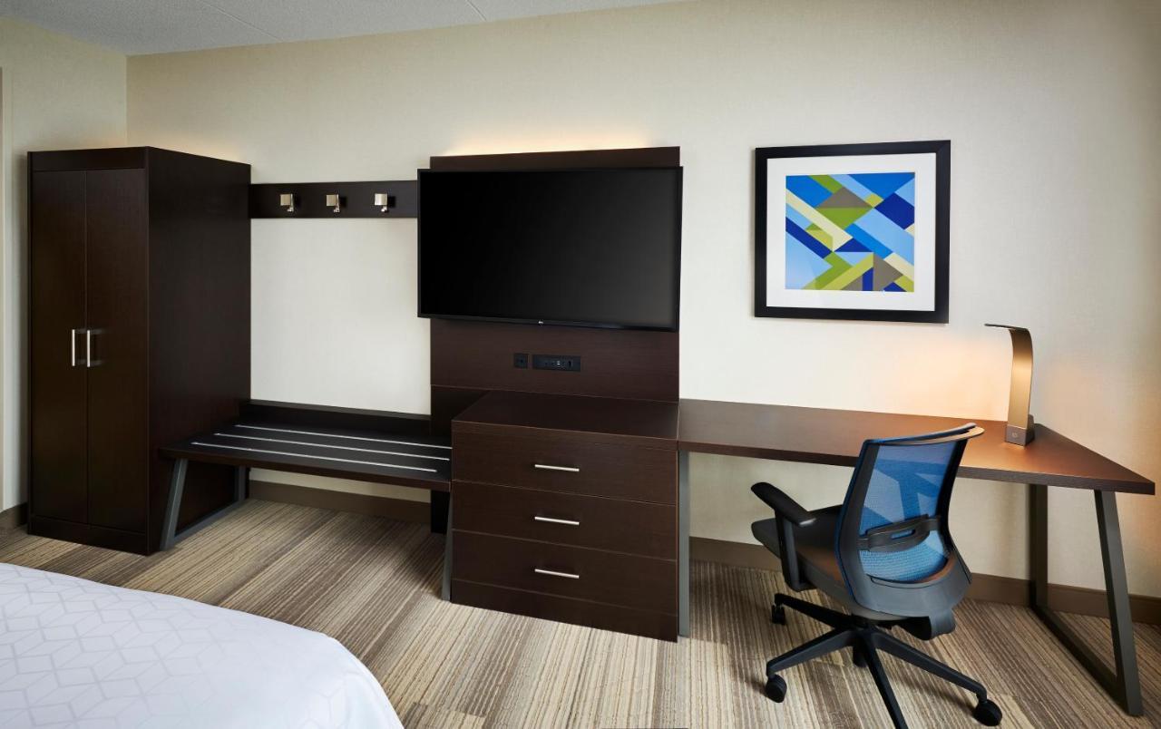 Holiday Inn Express & Suites Windsor East - Lakeshore, An Ihg Hotel Tecumseh Esterno foto