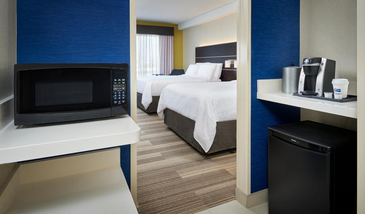 Holiday Inn Express & Suites Windsor East - Lakeshore, An Ihg Hotel Tecumseh Esterno foto